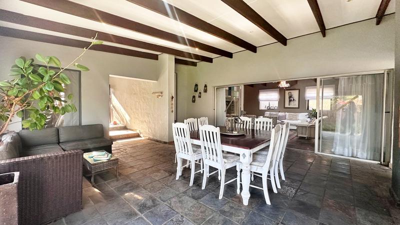 To Let 3 Bedroom Property for Rent in Van Riebeeckstrand Western Cape